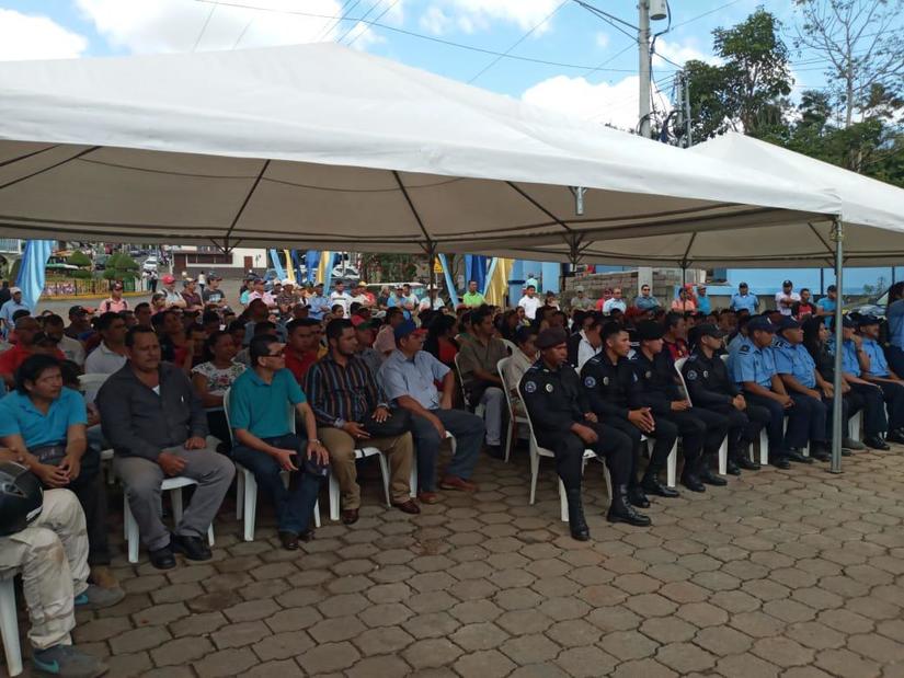 policia-eltuma-ladalia